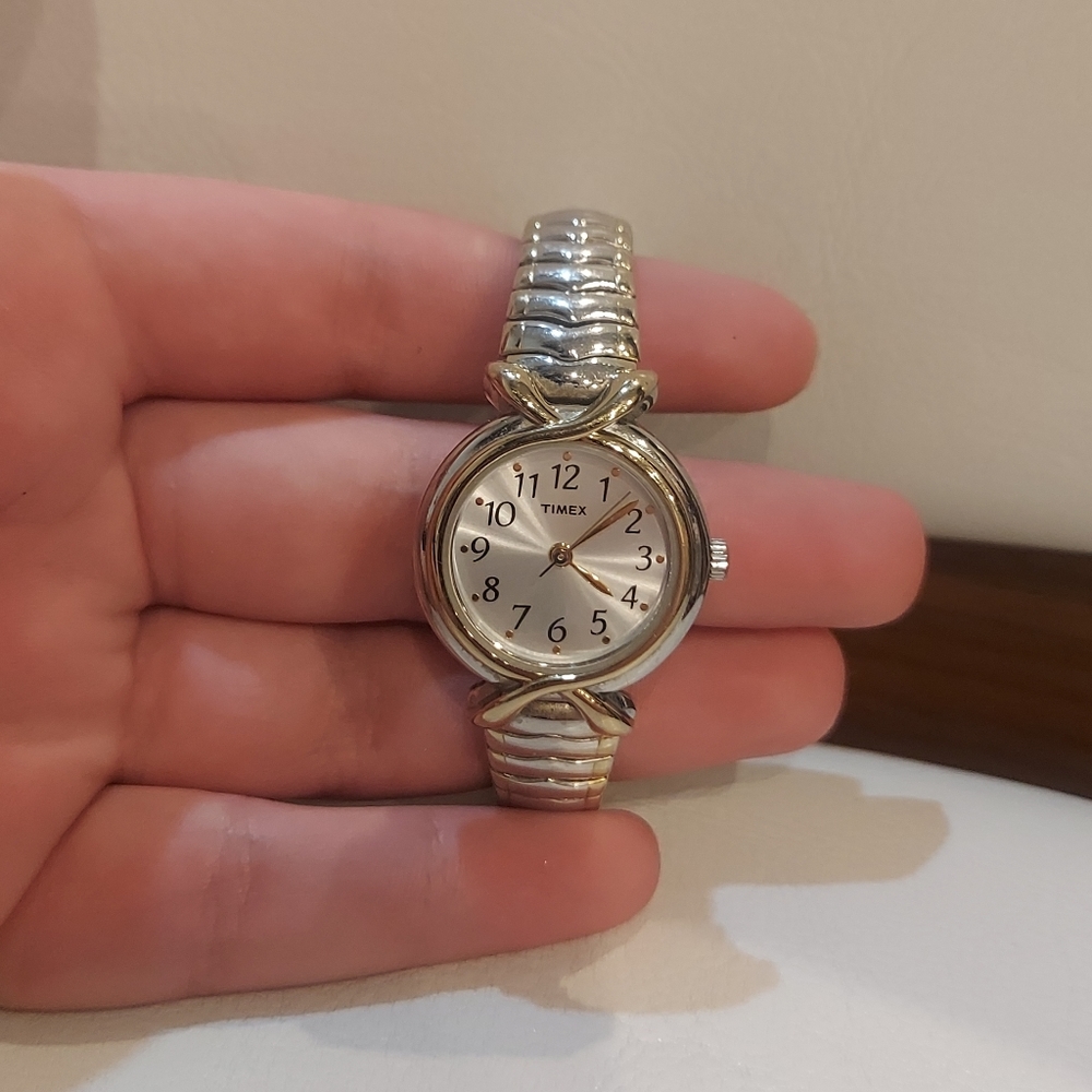 Woman's dainty timex stretchy wrist watch